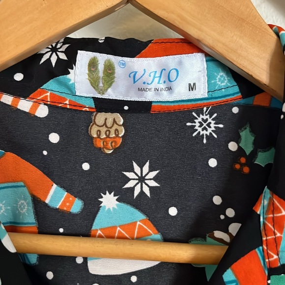 Holiday Button Down - Picture 3 of 4